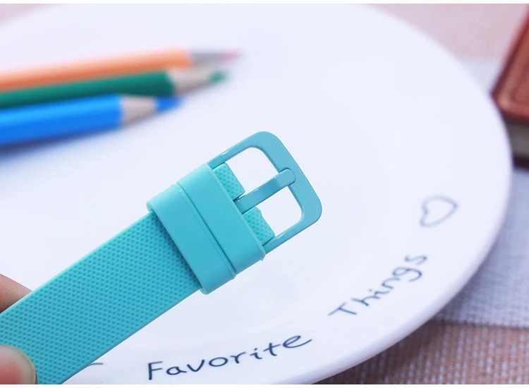 Chaoyada Fashion Women Men Girls Boys Sports Silicone Strap Quartz Watches Junior High School Students Gifts Watches 6 Colors