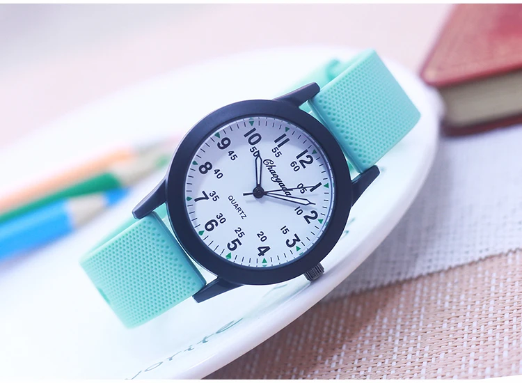 Chaoyada Fashion Women Men Girls Boys Sports Silicone Strap Quartz Watches Junior High School Students Gifts Watches 6 Colors