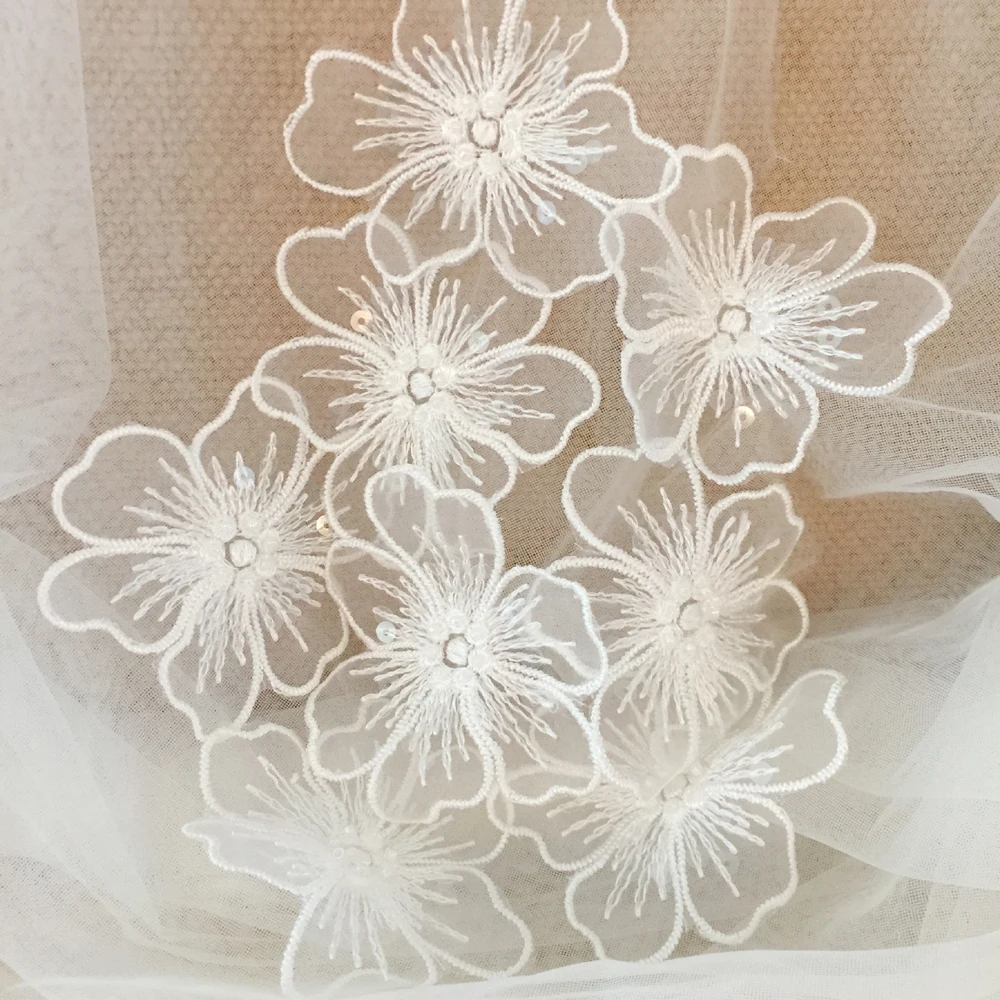 5Pcs White Embroidered Flowers Patches Fabric Applique Sewing Patch Repair For Wedding Bags Headwear Accessories DIY Crafts