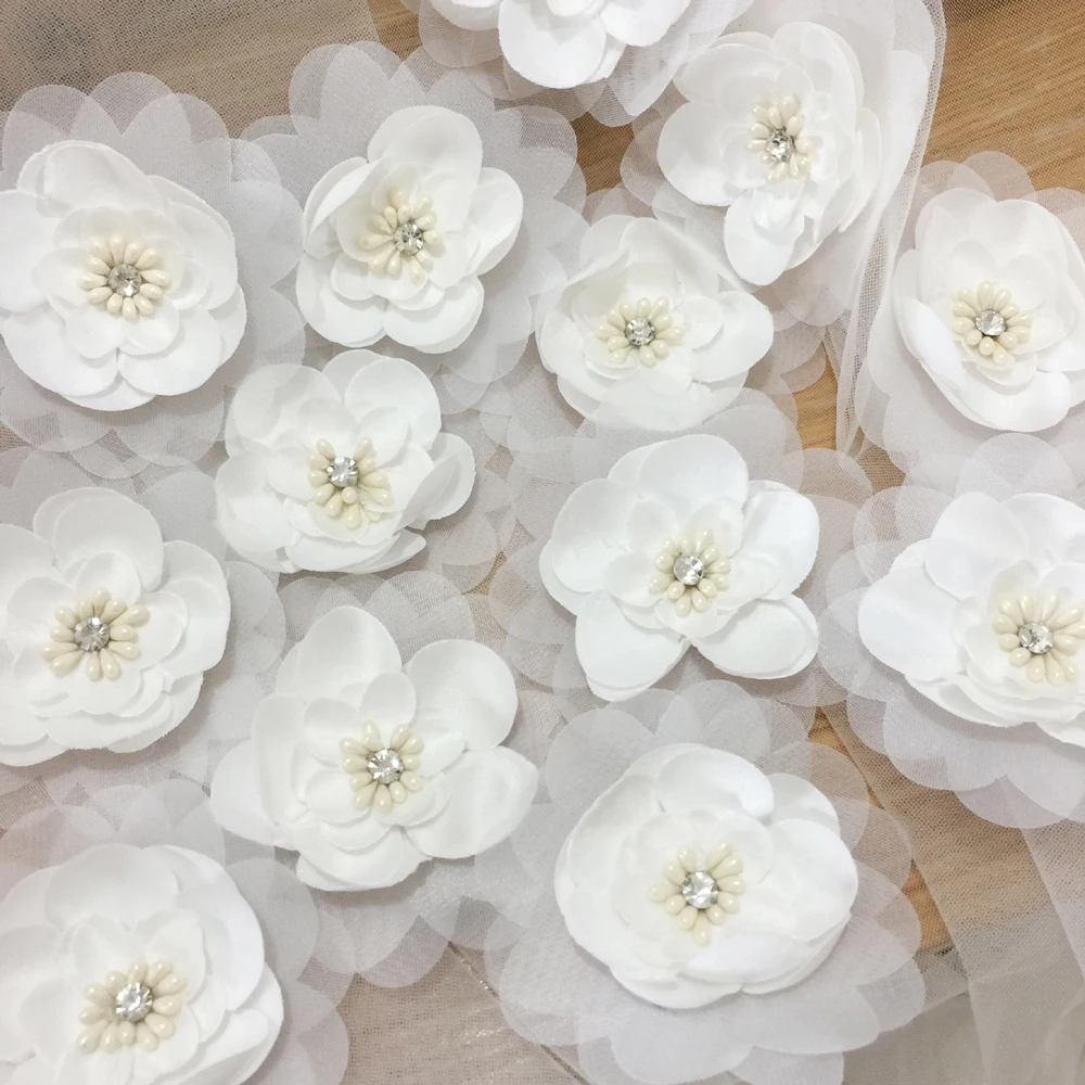 5Pcs White Embroidered Flowers Patches Fabric Applique Sewing Patch Repair For Wedding Bags Headwear Accessories DIY Crafts