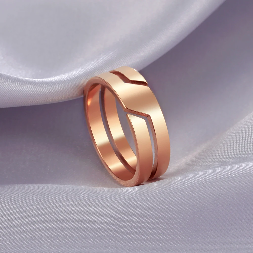 Skyrim Fashion Simple Stainless Steel Couple Ring for Men Women Casual Finger Rings Jewelry Engagement Anniversary Gift 2025 New