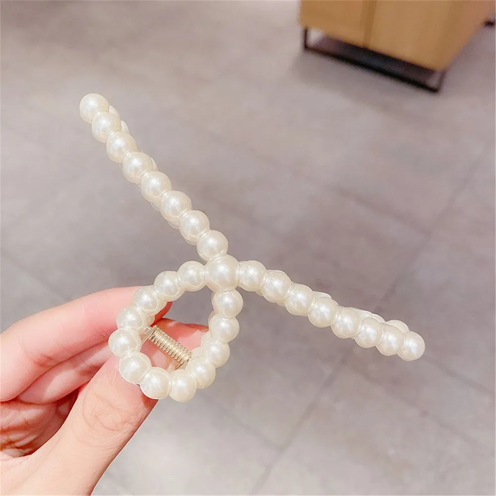 Korean Imitation Pearl Hair Claws For Women Geometric Hair Clip Large Catch Clip Shark Clip Back Head Hair Clip Hair Accessories