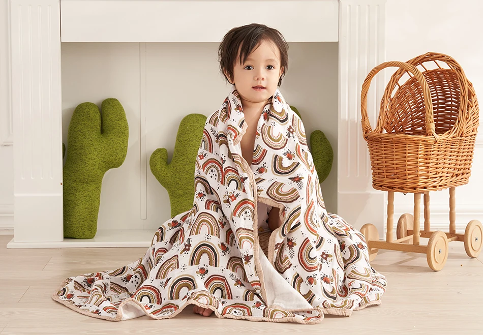 Elinfant Cute Soft Print Baby Towel Wrap 120x110cm Bamboo Cotton Baby Muslin Swaddle Blanket