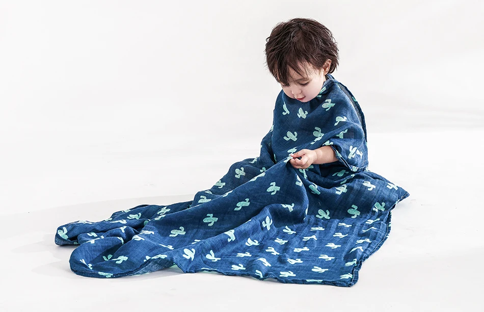 Elinfant Cute Soft Print Baby Towel Wrap 120x110cm Bamboo Cotton Baby Muslin Swaddle Blanket