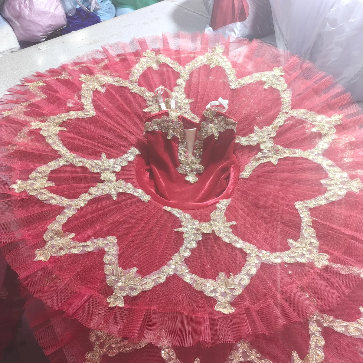 Red Black White Ballet Tutu Skirt Velvet Top Professional Belly Dance Costumes White Swan Lake Costumes Performance Clothing