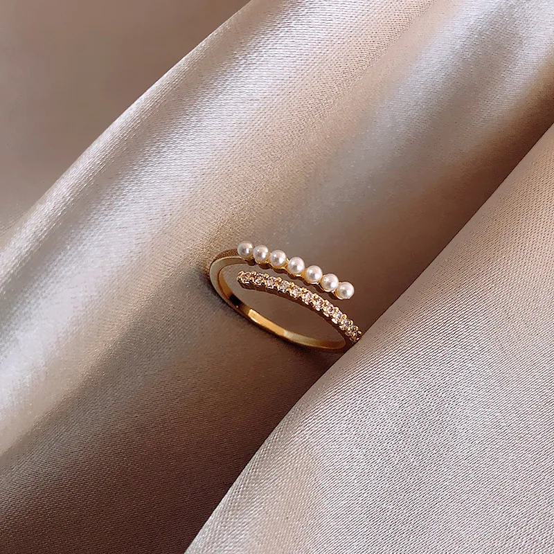 Light Luxury Micro Rhinestone Rings Woman Gold-color Elegant Simulated Pearl Open Ring Party Wedding Stackable Ring Jewelry A-