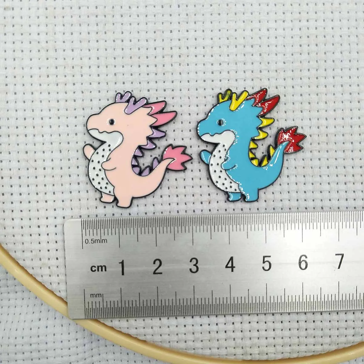 Cute Dinosaur Magnetic Needle Minders Sewing Magnet Needles Holder Cross Stitch Embroidery Needle Keeper Help Manage Needle Work
