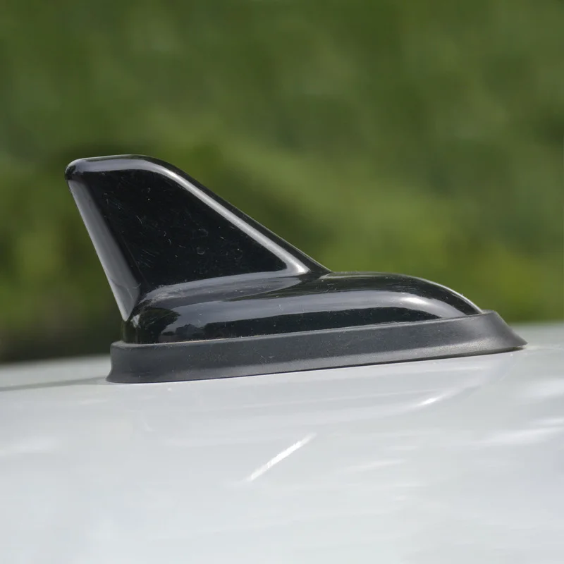 Car Shark Fin Antenna Car Radio FM/AM Aerials For Volkswagen VW Golf 6 Tiguan Magotan Sagitar Passat AUDI A4L A6L Q5 A3 A3 A5 A8