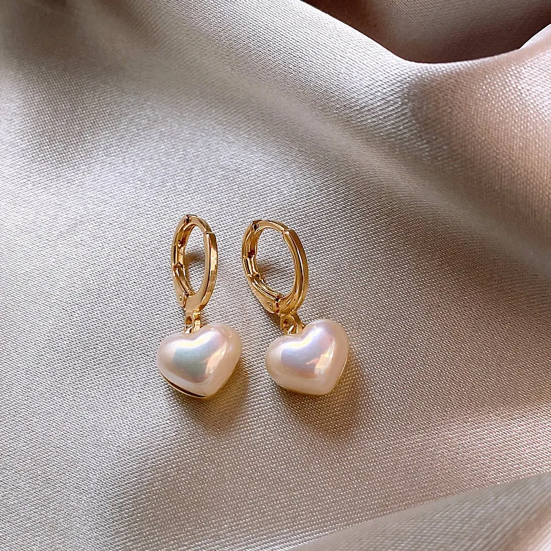 Classic Design Pearl Heart Pendant Earrings 2025 Fashion Jewelry Party Girl's Sweet Temperament Accessories For Womens Earrings