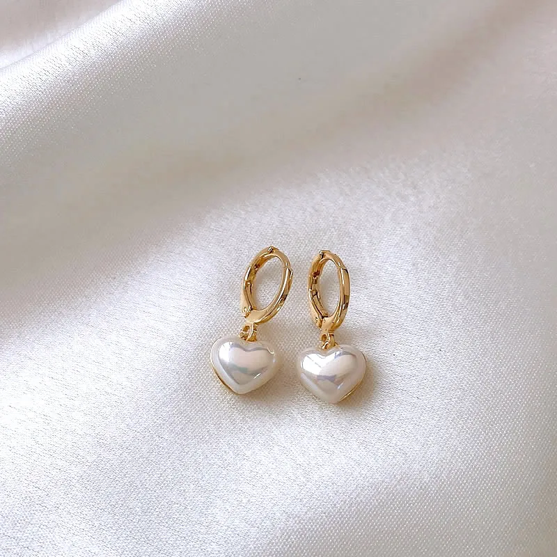 Classic Design Pearl Heart Pendant Earrings 2025 Fashion Jewelry Party Girl's Sweet Temperament Accessories For Womens Earrings