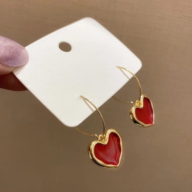 Sweet Burgundy Enamel Heart Earrings for Women Gold Color Metal Love Peach Hanging Dangle Ear Vintage Jewelry Girl Brincos