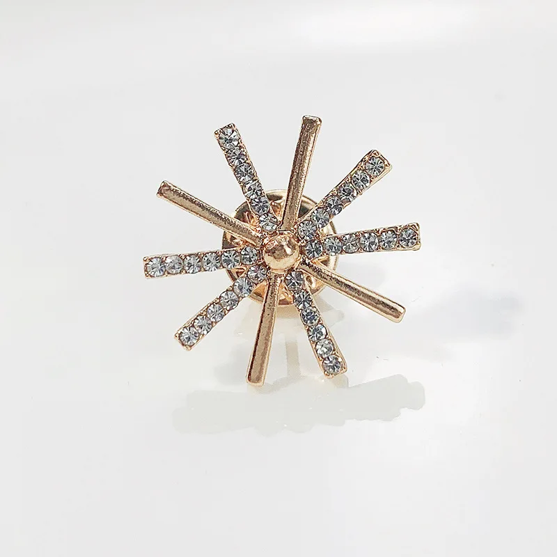 Exquisite Rhinestones Opal Four Leaf Clover Brooch Fashion Jewelry Accessories Trendy Fish Cat Wings Bow Lapel Pin Friends Gifts