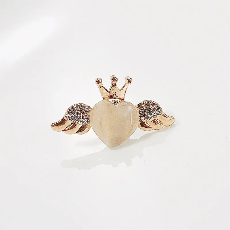 Exquisite Rhinestones Opal Four Leaf Clover Brooch Fashion Jewelry Accessories Trendy Fish Cat Wings Bow Lapel Pin Friends Gifts