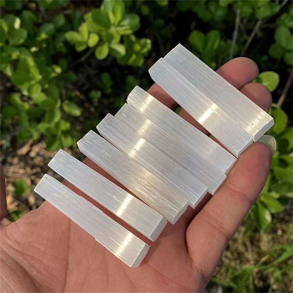 Selenite Stick Natural Stone Crystals Stick Mineral Healing Reiki Gift Chakra Gypsum Crafts Energy Point Wands 5.5-6cm