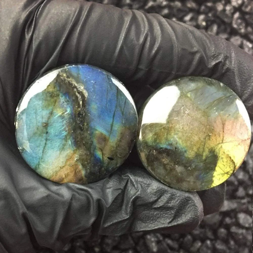 WKOUD 1PC Labradorite Stone Ear Flesh Tunnel Plugs Double Flared Plug Glow Stone Ear Gauges Expander