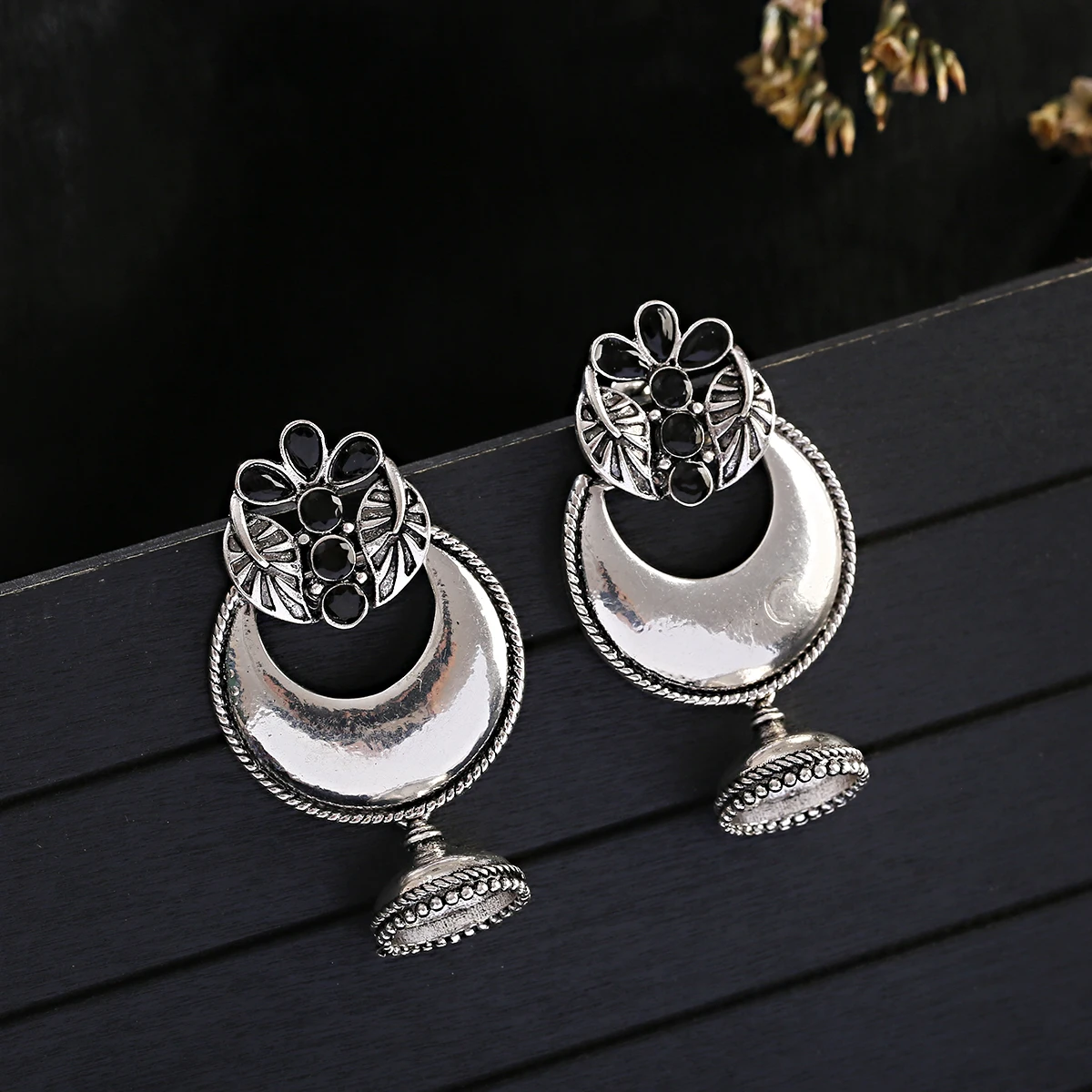 Retro Ethnic Silver Color Turkish Jhumka Earrings For Women Pendientes Pearl Tassel Classic Carved Indian Earrings Jewelry