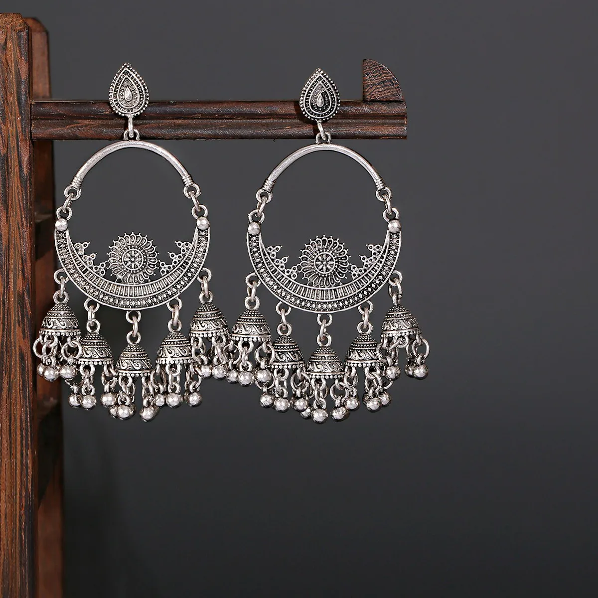 Retro Ethnic Silver Color Turkish Jhumka Earrings For Women Pendientes Pearl Tassel Classic Carved Indian Earrings Jewelry