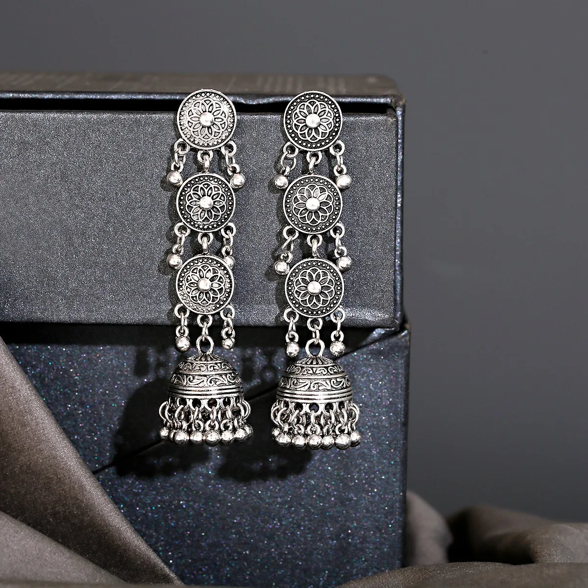 Retro Ethnic Silver Color Turkish Jhumka Earrings For Women Pendientes Pearl Tassel Classic Carved Indian Earrings Jewelry