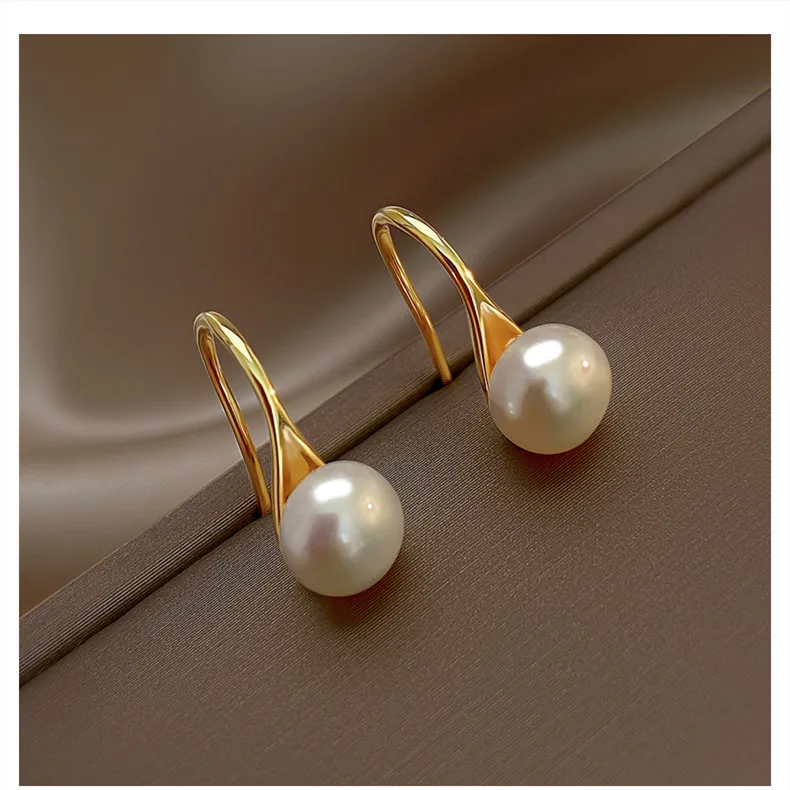 Hot Sell Trendy Simple Natural Freshwater Pearl 14K Gold Filled Ladies Stud Earrings Jewelry Not Allergic For Women Gifts