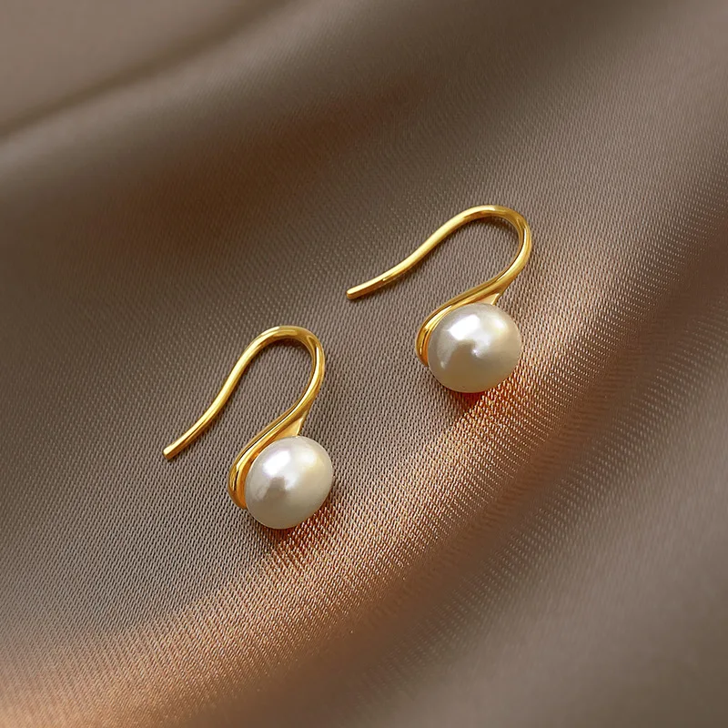 Hot Sell Trendy Simple Natural Freshwater Pearl 14K Gold Filled Ladies Stud Earrings Jewelry Not Allergic For Women Gifts