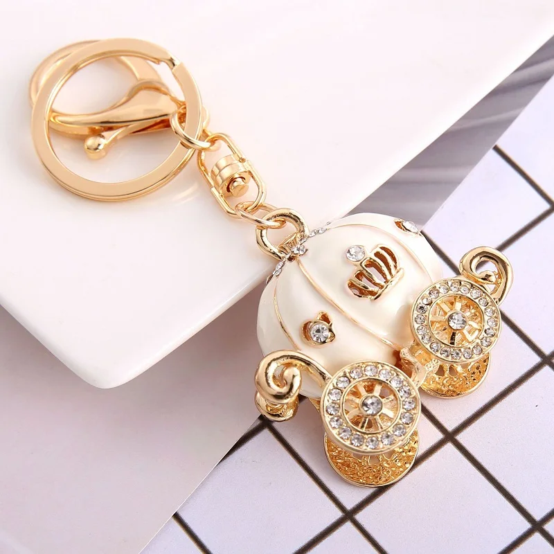 Fashion Alloy Keychain with Big water-drop Rhinestone Cartoon Pumpkin Carriage Keychain Golden Carriage Pendant Female Bag Acces