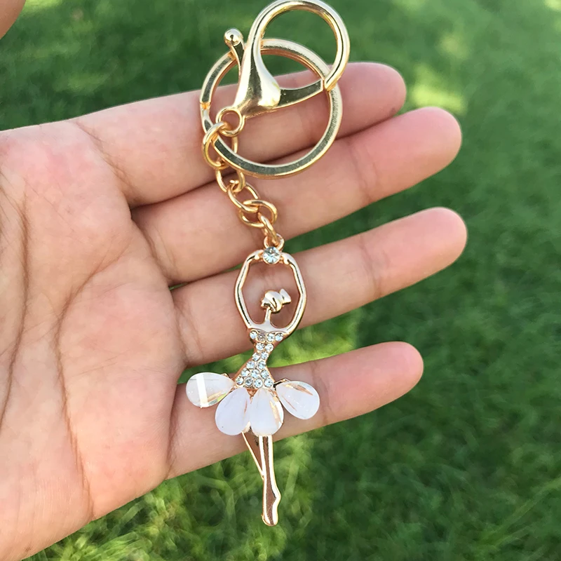 Fashion Alloy Keychain with Big water-drop Rhinestone Cartoon Pumpkin Carriage Keychain Golden Carriage Pendant Female Bag Acces