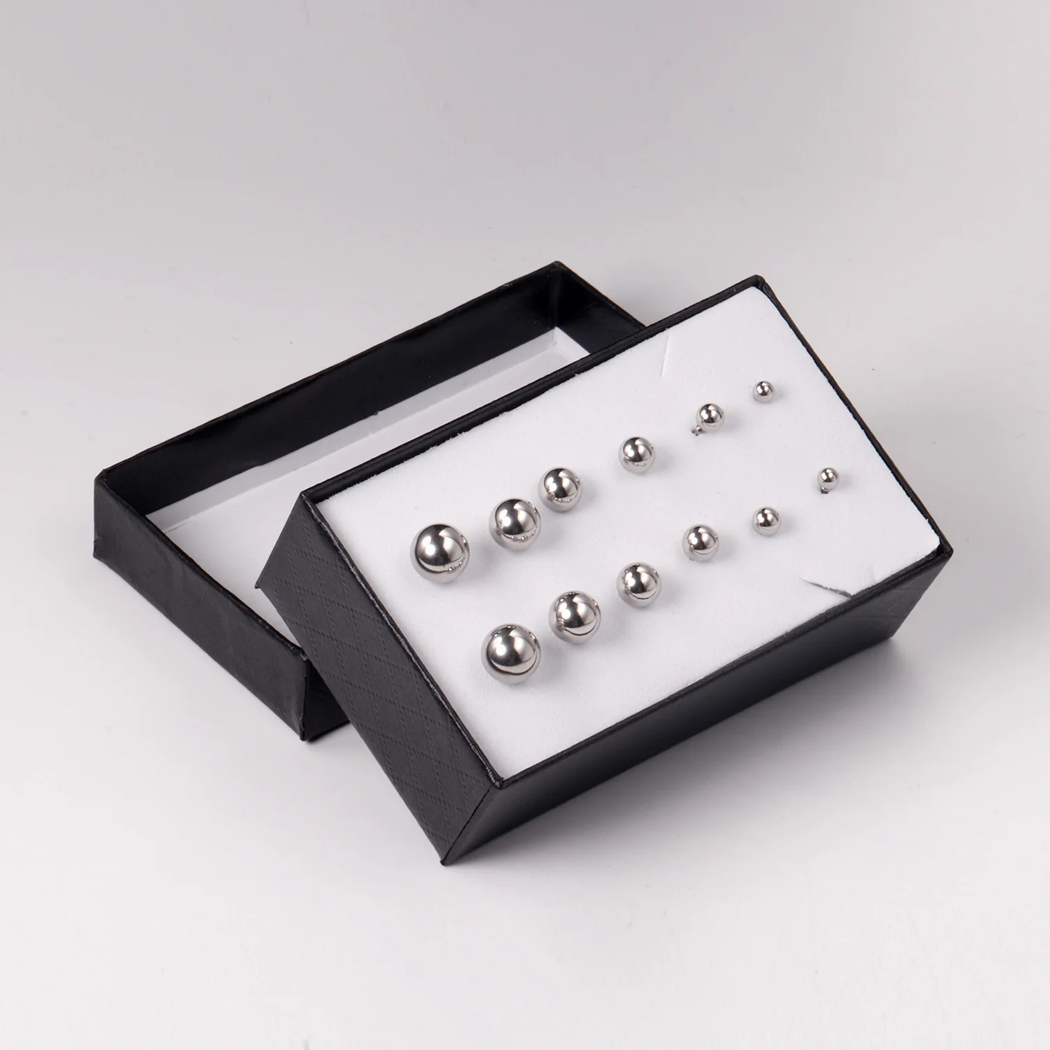 6 Pairs/Box Fashion Ball Earrings Set Mixed Size 316L Stainless Steel Anti-allergy Punk Ear Stud For Gift Jewelry Accessories