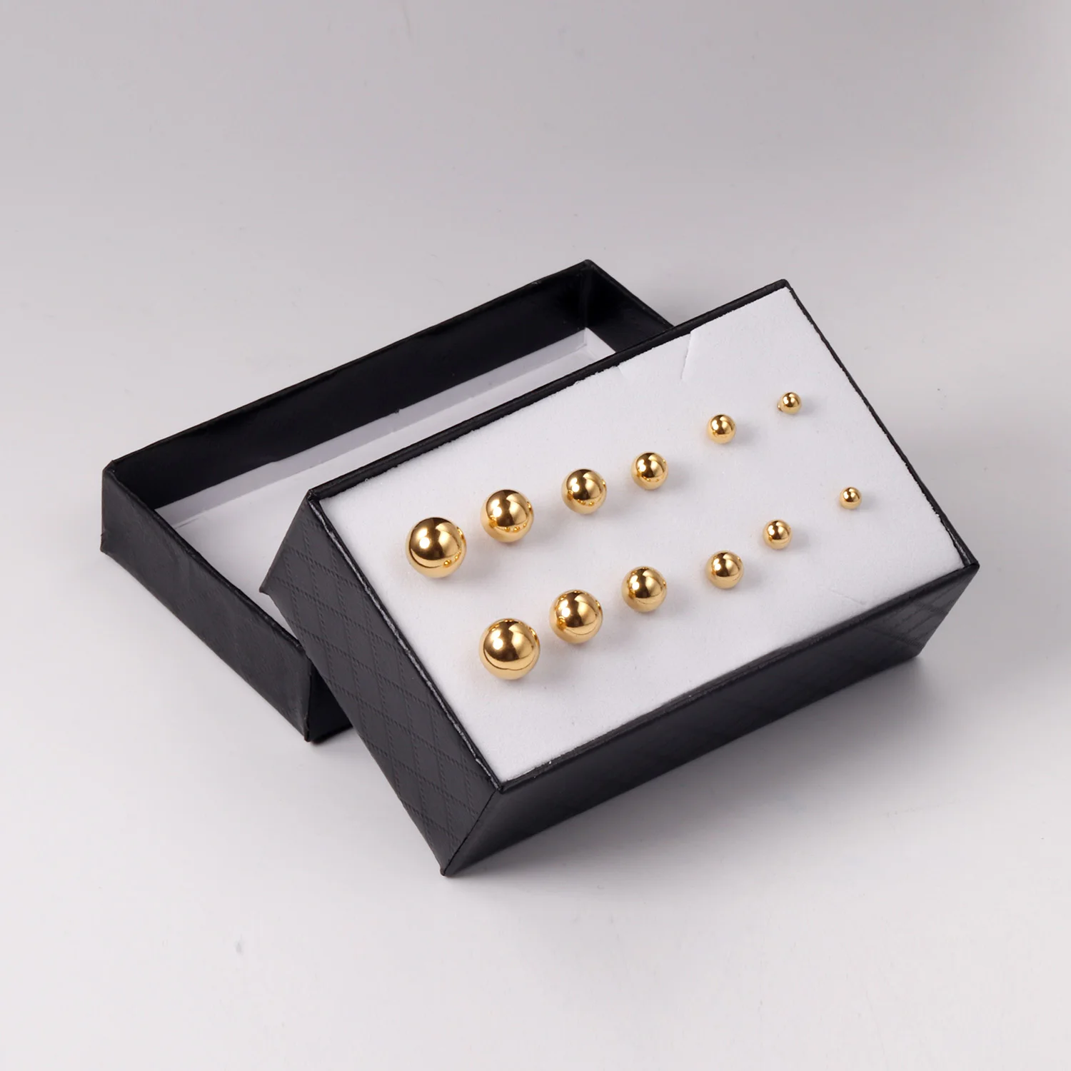 6 Pairs/Box Fashion Ball Earrings Set Mixed Size 316L Stainless Steel Anti-allergy Punk Ear Stud For Gift Jewelry Accessories
