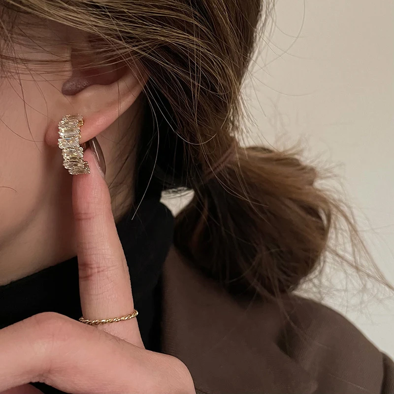 Fashion Fine Sparkle Zircon C Shape Metal Earrings For Women Korean Temperament Accessories Wedding Jewelry Girls Gift