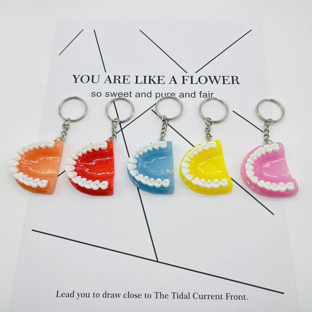 Funny Resin Tooth Key Chain Dentist Pendant Simulation Mini Denture Keychain for Bag Hanging Ornament Car Key Rings Gifts