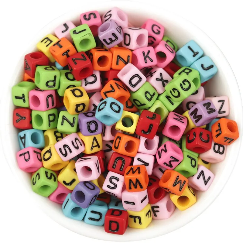 200pcs Mix Letter Acrylic Beads Round Flat Alphabet Spacer Bead and Elastic Cord For Jewelry Make Handmade Diy Bracelet Necklace