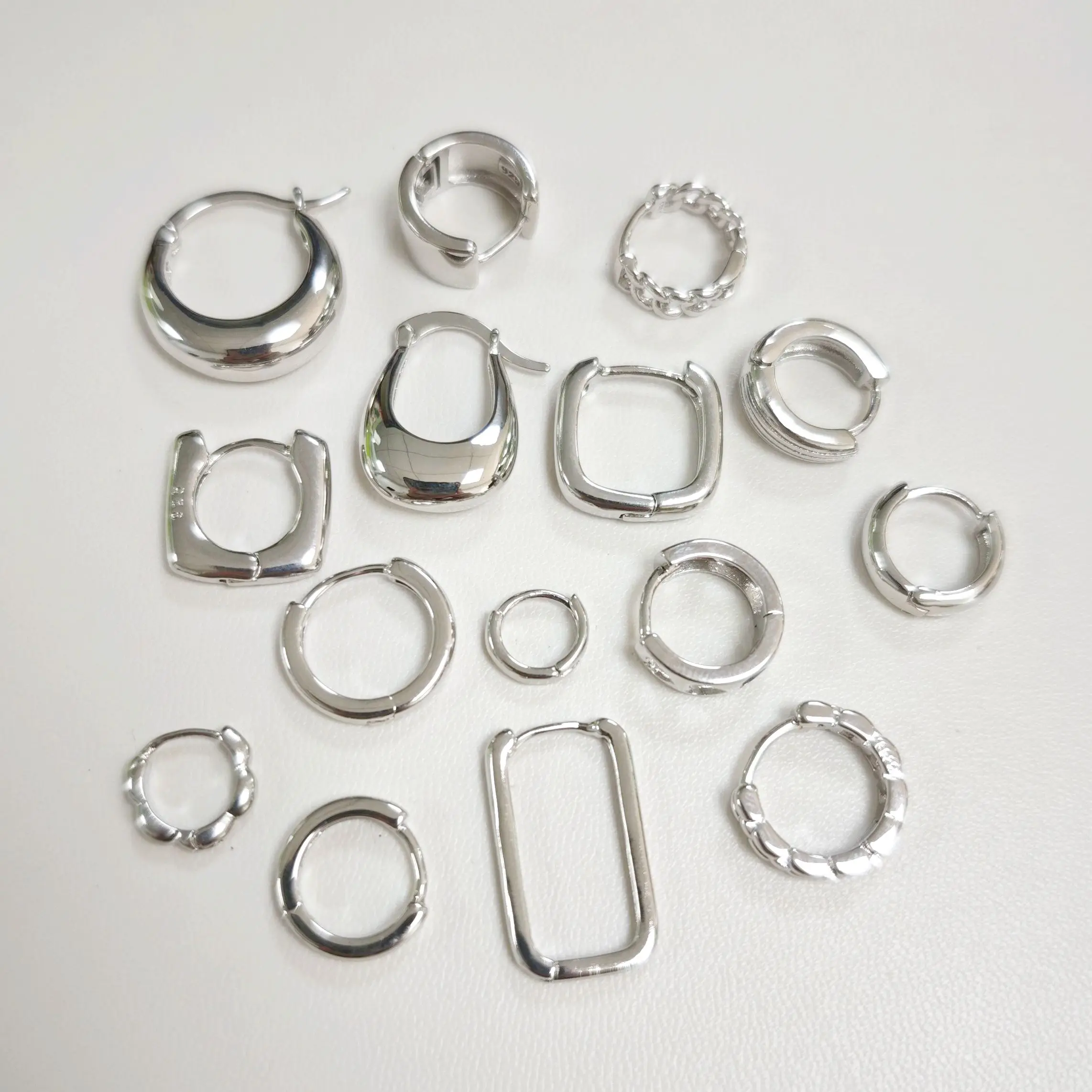 925 Sterling Silver Needle Fashion Small Hoop Earring for Women Mini Round Earrings Party Cartilage Piercing Jewelry Wholesale