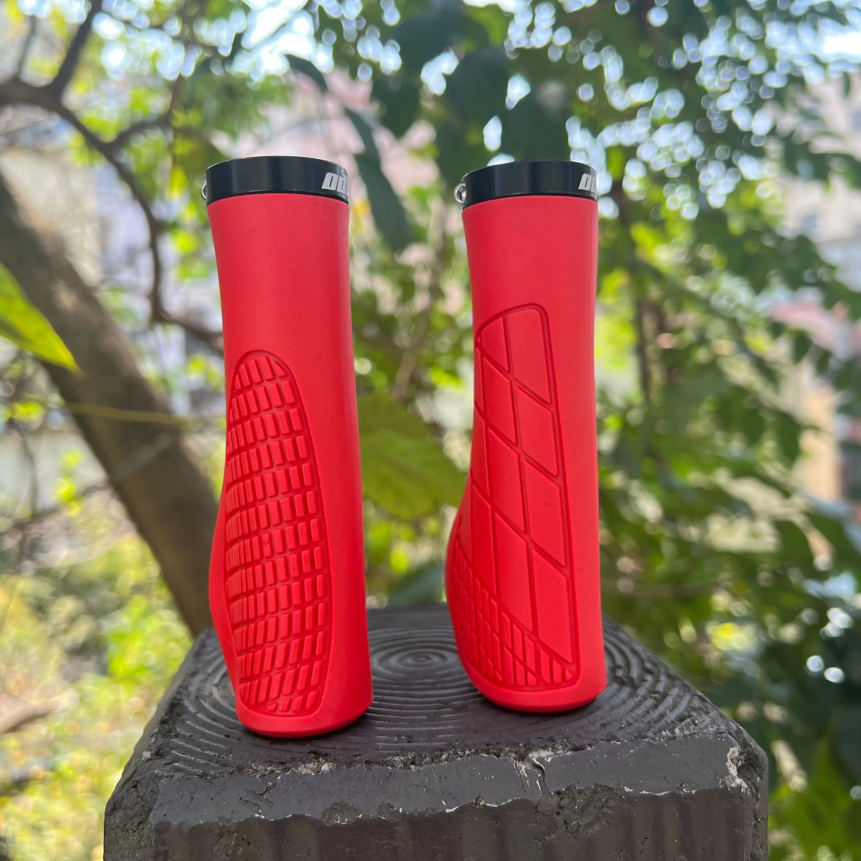 ODI MTB Bicycle Grips Shockproof Bike Handlebar Cover Anti-Slip Lockable Grips Ergonomic Cycling Rubber Ball Handle Grips