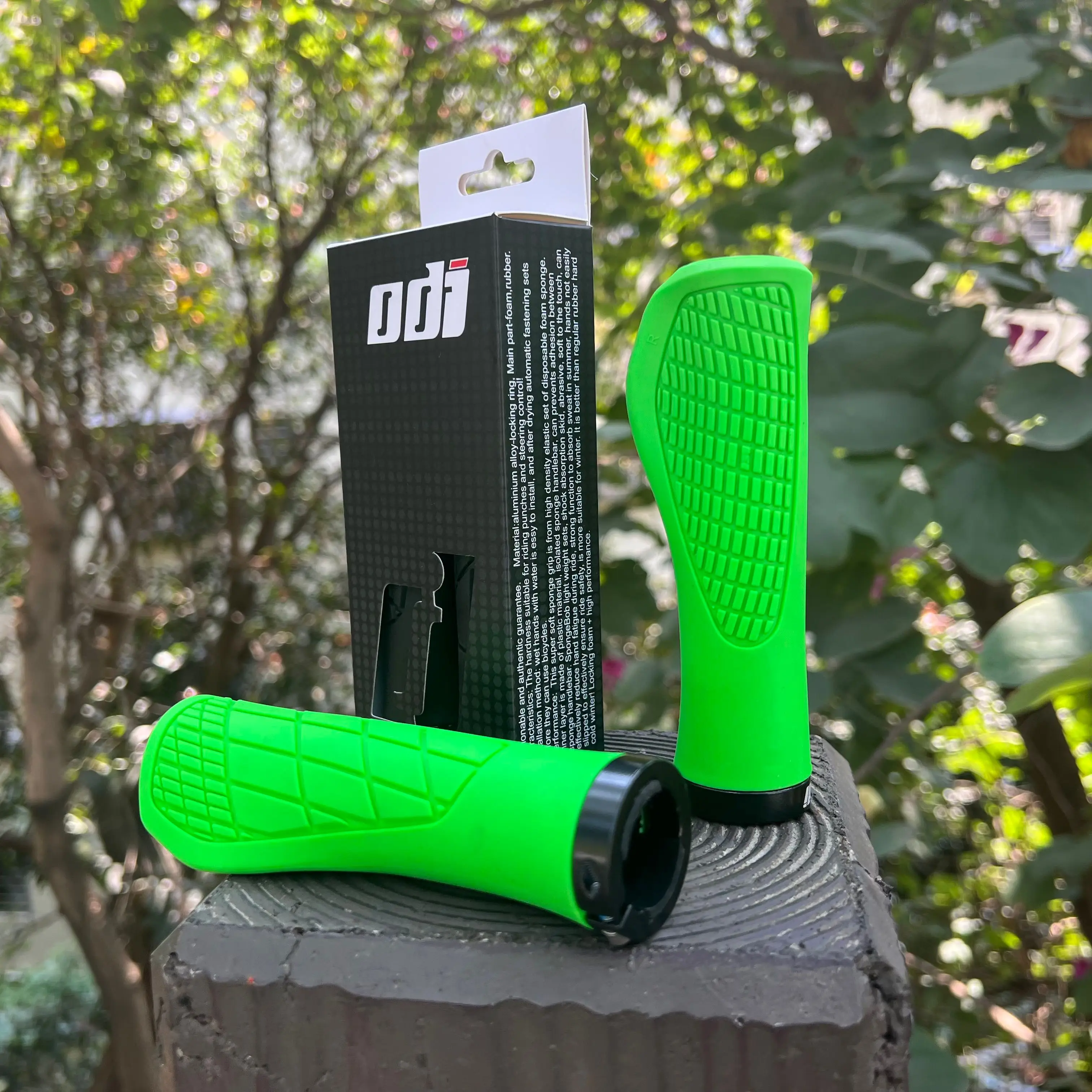 ODI MTB Bicycle Grips Shockproof Bike Handlebar Cover Anti-Slip Lockable Grips Ergonomic Cycling Rubber Ball Handle Grips