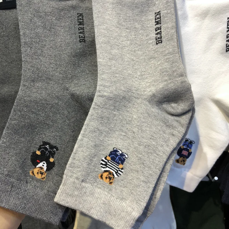 Good Quality Cartoon Gentleman Bear Men's Socks Cotton Harajuku Style Sport Boys Skateboard Novelty Breathable Christmas Gifts