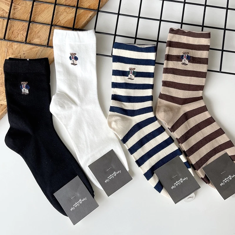 Good Quality Cartoon Gentleman Bear Men's Socks Cotton Harajuku Style Sport Boys Skateboard Novelty Breathable Christmas Gifts