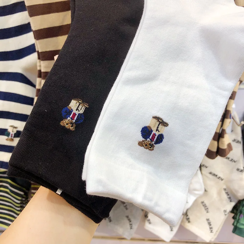 Good Quality Cartoon Gentleman Bear Men's Socks Cotton Harajuku Style Sport Boys Skateboard Novelty Breathable Christmas Gifts