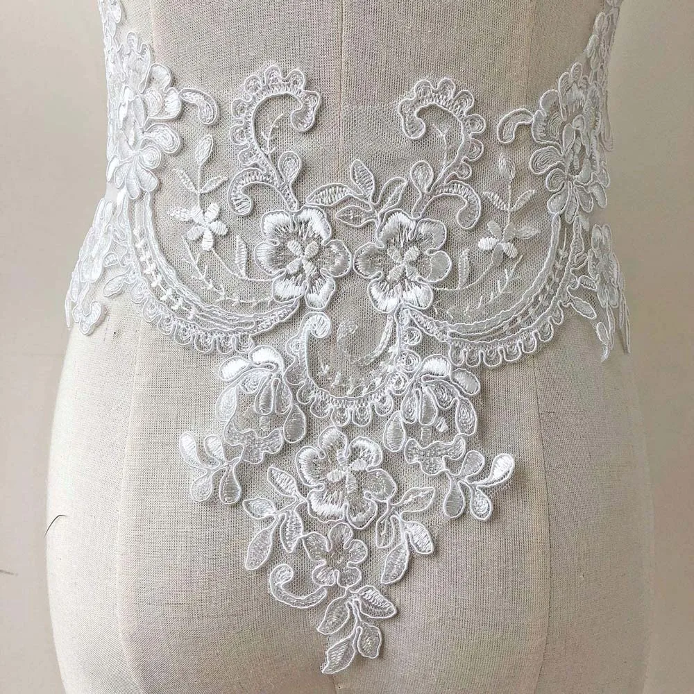 1 Piece Embroidered Lace Fabric Patch Sewing Dress Neckline Collar Applique Wedding Gown Decoration DIY Repair