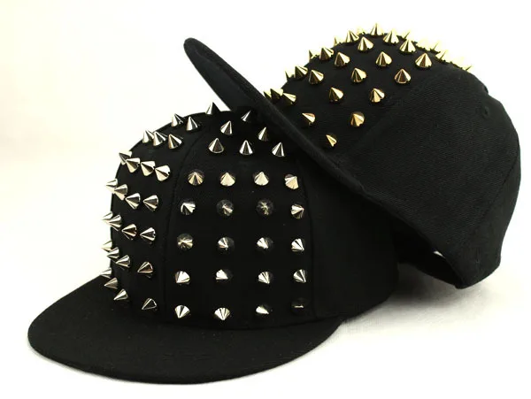 BASEBALL CAPS FOR BOTH Men Women Boys Girls Punk Studded Baseball Hip-Hop Hat Adjustable Snapback Spike Rivet Stud Cap