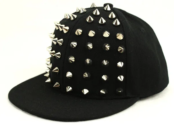 BASEBALL CAPS FOR BOTH Men Women Boys Girls Punk Studded Baseball Hip-Hop Hat Adjustable Snapback Spike Rivet Stud Cap