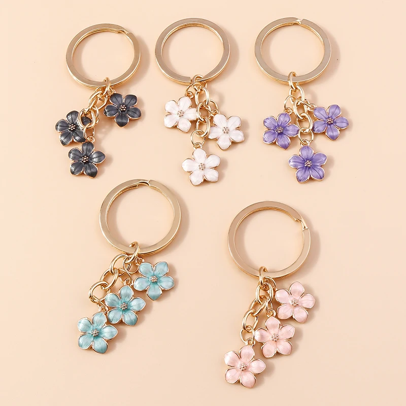 Cute Enamel Keychain Colorful Sakura Flower Key Ring Sweet Key Chains for Women Girls Handbag Accessories DIY Jewelry Gifts