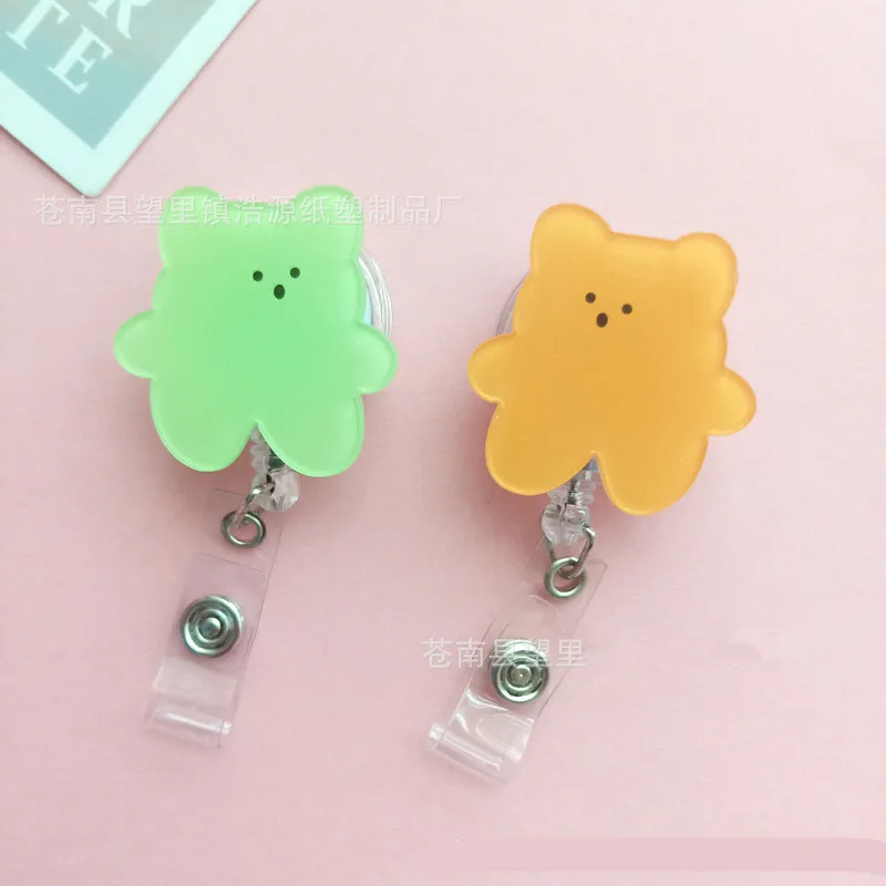 New Arrival 1 Piece Acrylic Retractable Nurse Badge Reel Cute Anime Bear Students ID Card Holder Keychains Lanyard for Keys