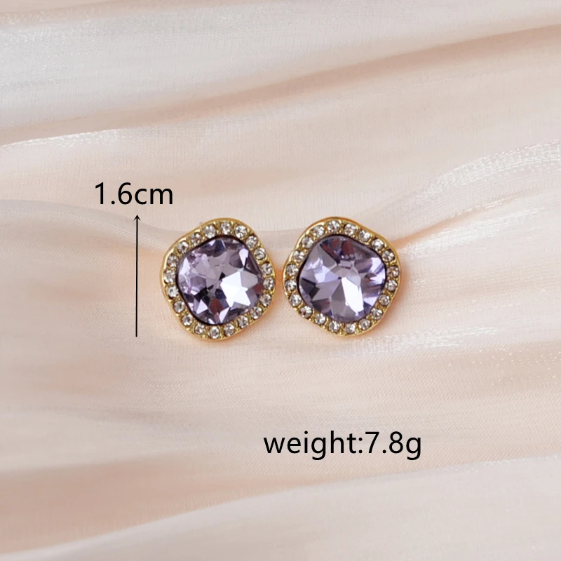New Irregular Mussel Stud Earrings Women Unique Personality Small Flower Leaf Pearl Heart Earrings Wedding Jewelry Birthday Gift