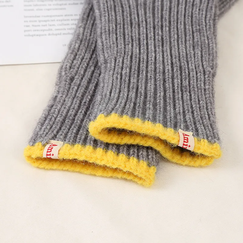 Women Winter Warm Knitted Full Finger Gloves Solid Wool Luxury Rhinestone Girl Fashion Touch Screen Mittens Female Drving