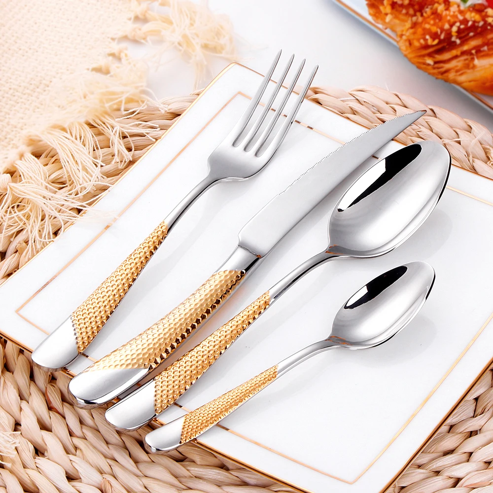 7.95“ Food Grade Stainless Steel 304 Gold Plated Dinner Forks Set Dishwasher Safe Salad Fork Table Fork Set With Hammered Handl