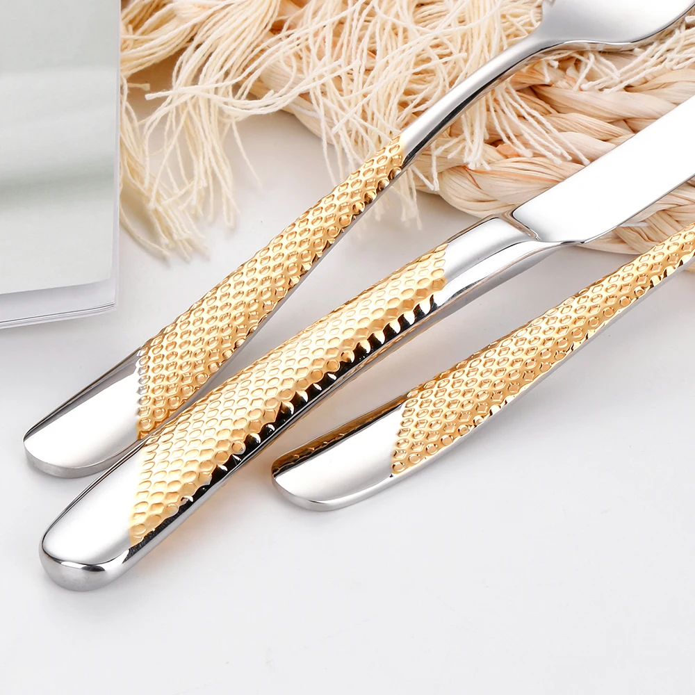 7.95“ Food Grade Stainless Steel 304 Gold Plated Dinner Forks Set Dishwasher Safe Salad Fork Table Fork Set With Hammered Handl