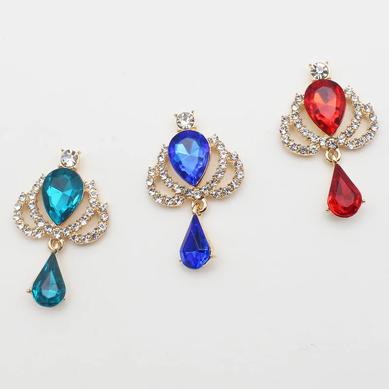10 New 23 * 38mm Alloy Rhinestone Acrylic Brooch Fashion Gorgeous Party Holiday Wine Glass Creative Pendant