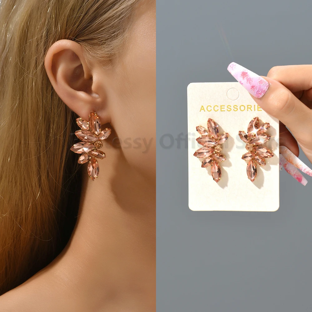 2025 Luxury Green Rhinestone Piercing Earrings For Women Vintage Geometric Wings Pendientes Elegant Statement Jewelry Wholesale
