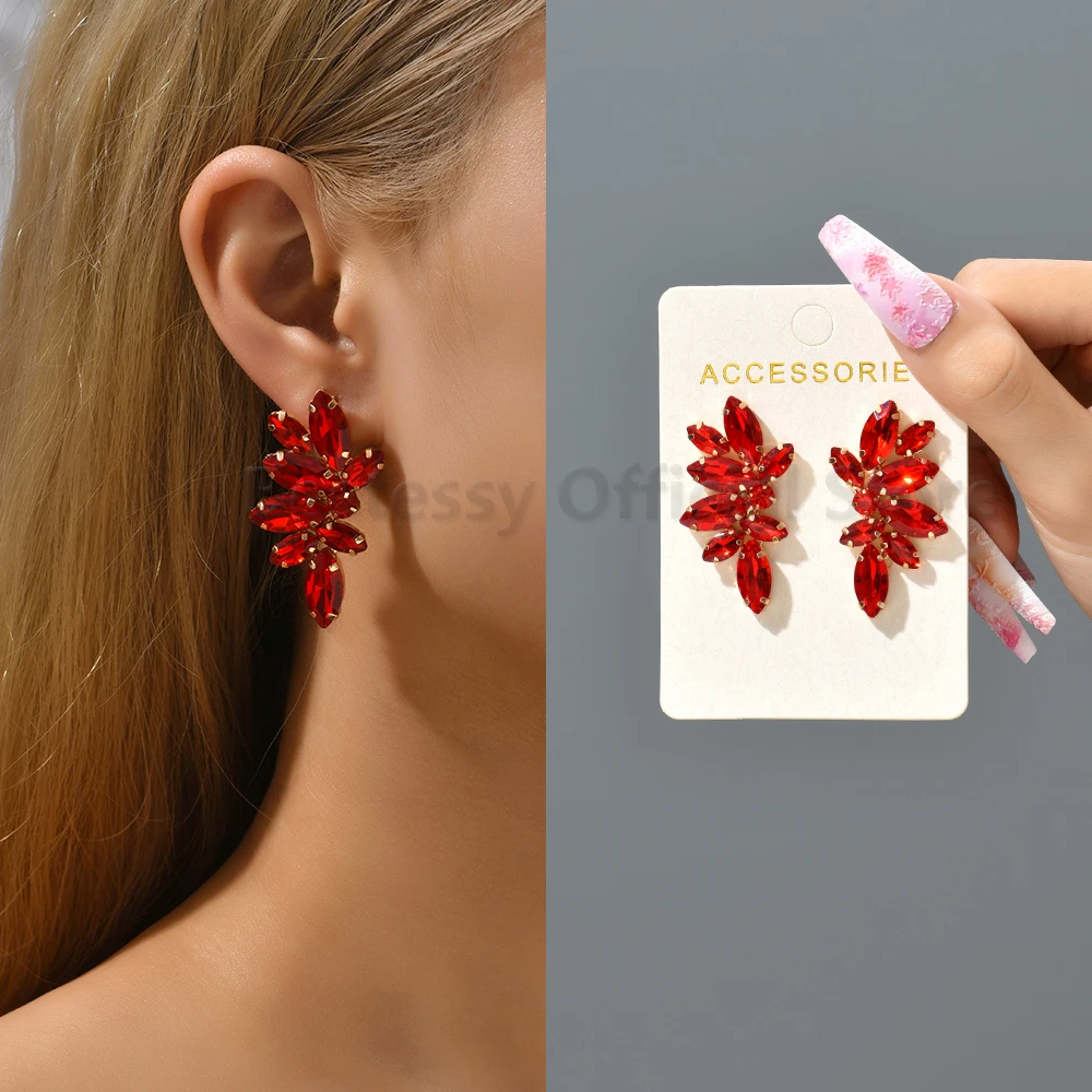 2025 Luxury Green Rhinestone Piercing Earrings For Women Vintage Geometric Wings Pendientes Elegant Statement Jewelry Wholesale