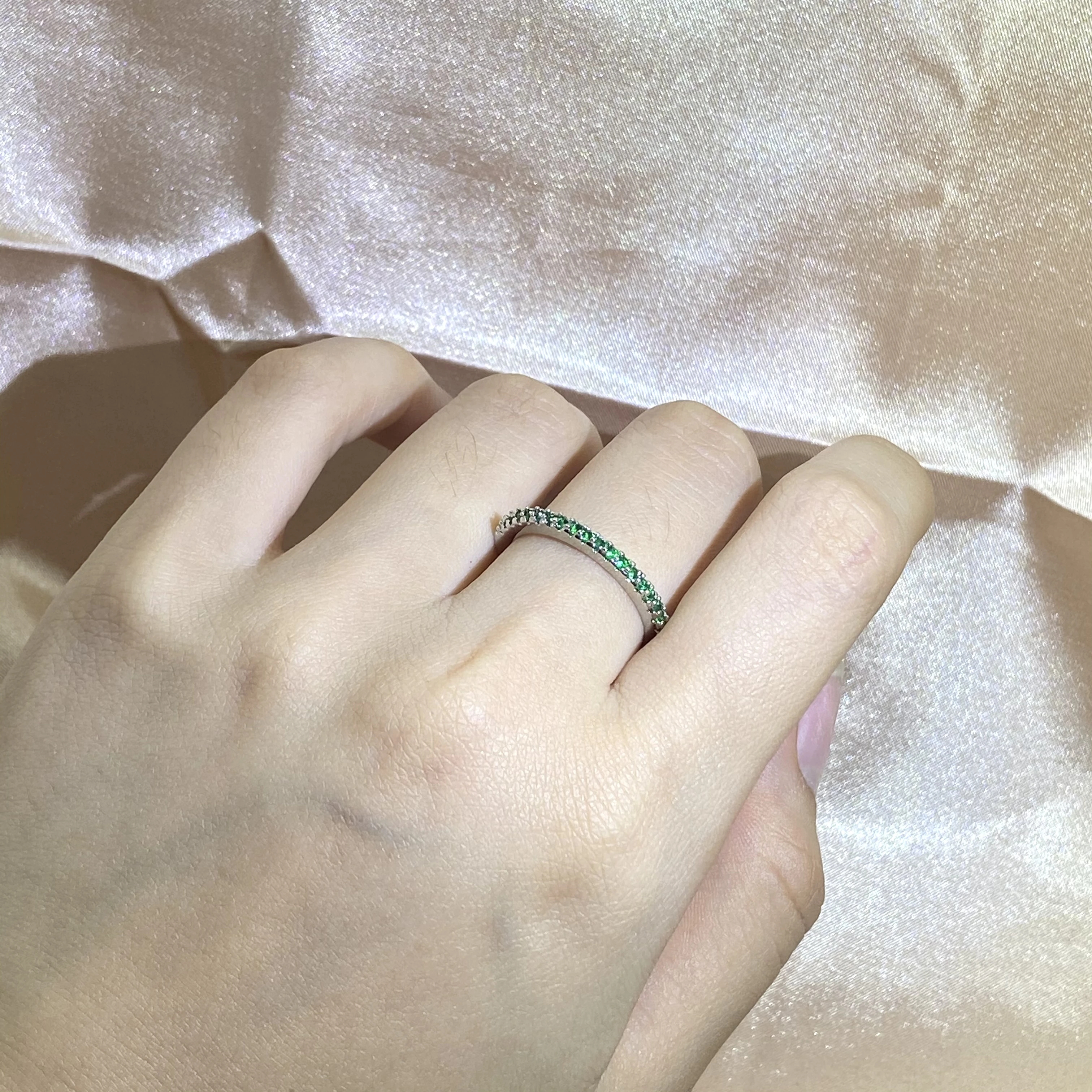 New Fashion 925 Stamp Slim Women's Ring Green Full of Small Diamand Cubic Zirconia Stone Wedding Engagement Trendy Jewelry